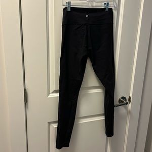 Black Lululemon leggings, size 8